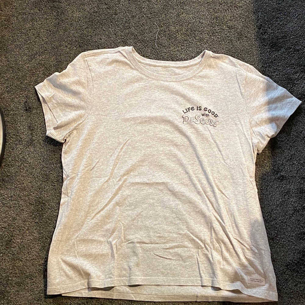 NWT Life Is Good Light Heather Gray Graphic Tee - Dr. Seuss Chest Print
